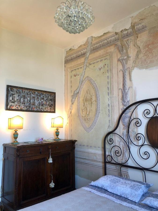 “Attico Garibaldi” Nel Cuore Della Toscana Sinalunga Exterior foto